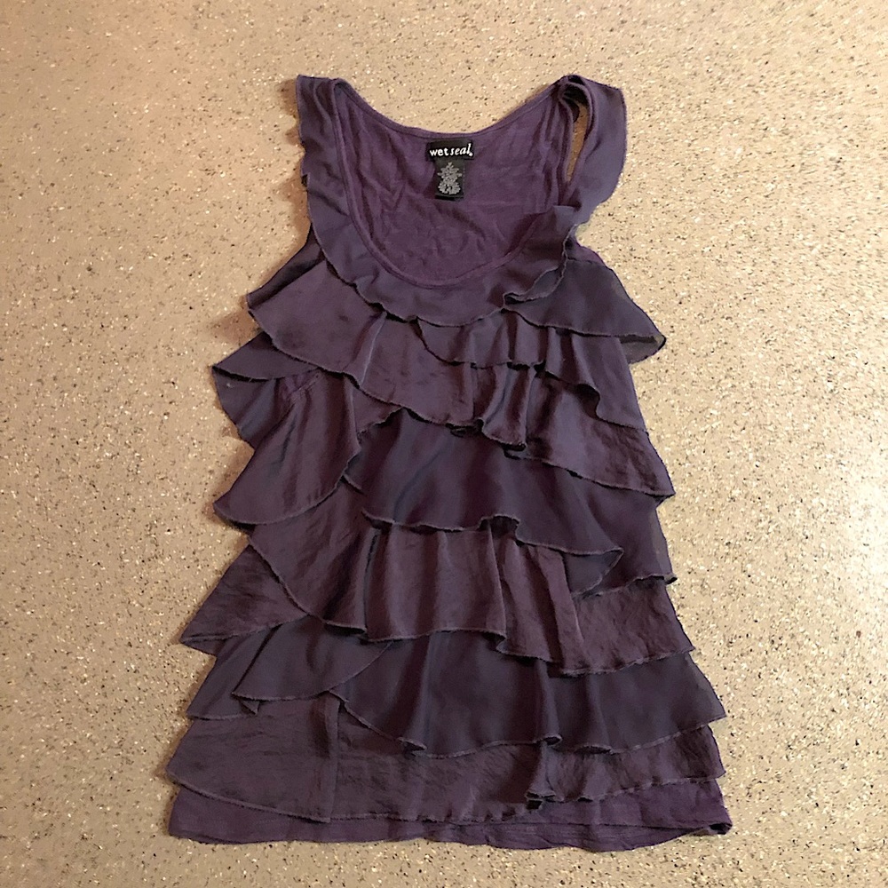 Ruffle top